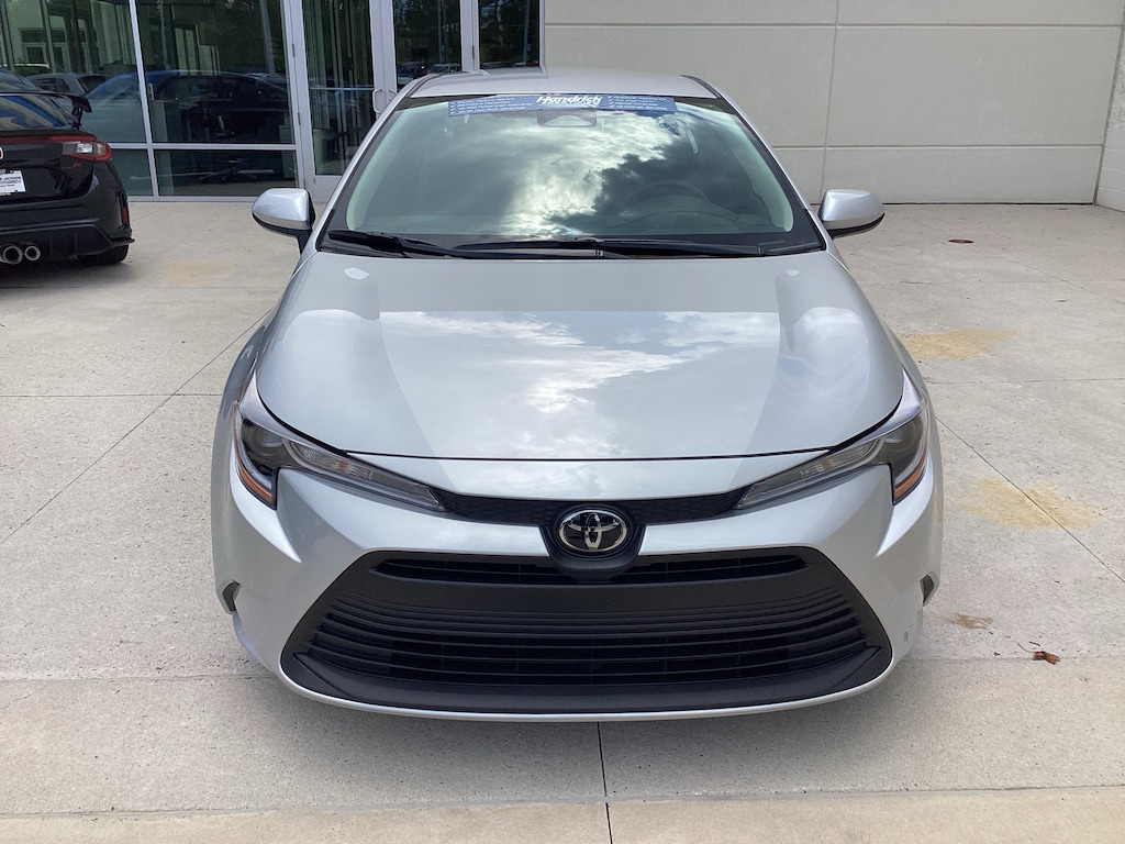 Used 2026 Toyota Corolla LE Sedan