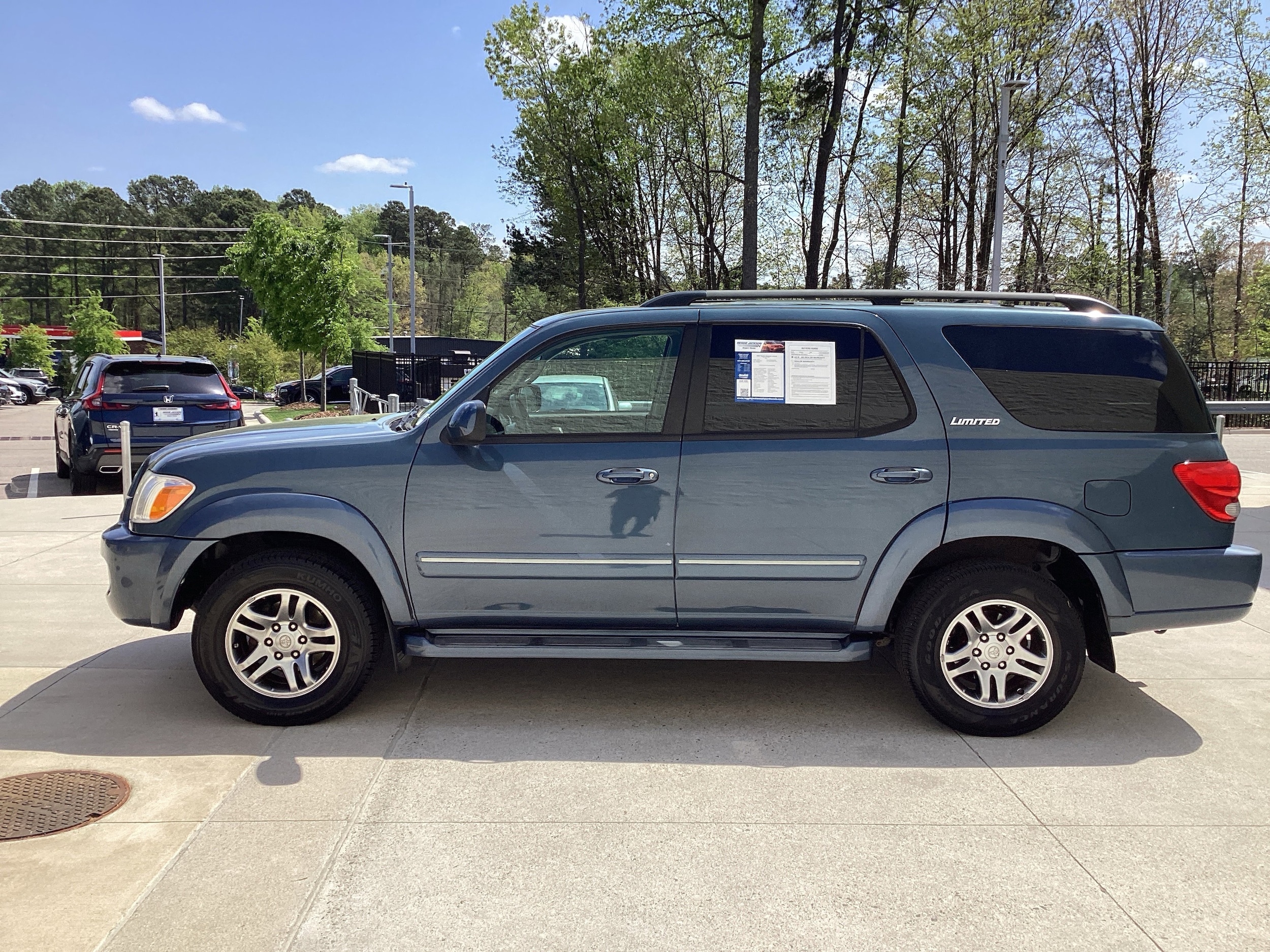 2006 Toyota Sequoia Limited V8 photo 5