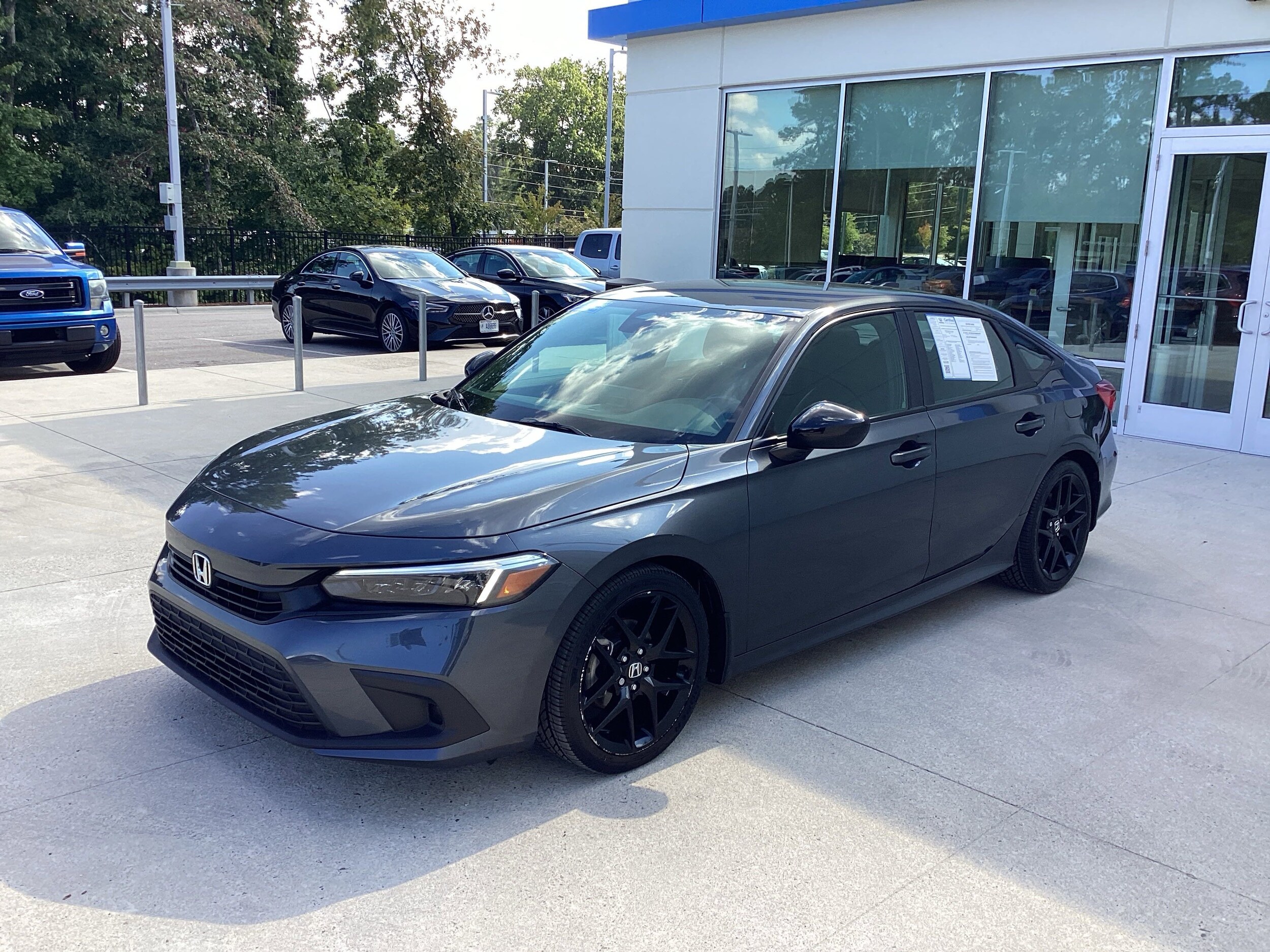 2024 Honda Civic Sport photo 3