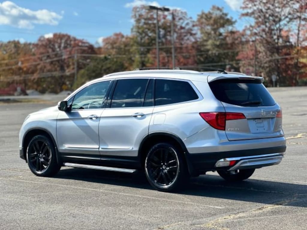 Used 2016 Honda Pilot Elite AWD Elite w/RES & Navi