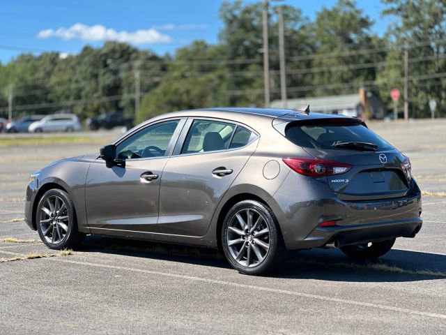 2018 Mazda Mazda3 Grand Touring photo 4