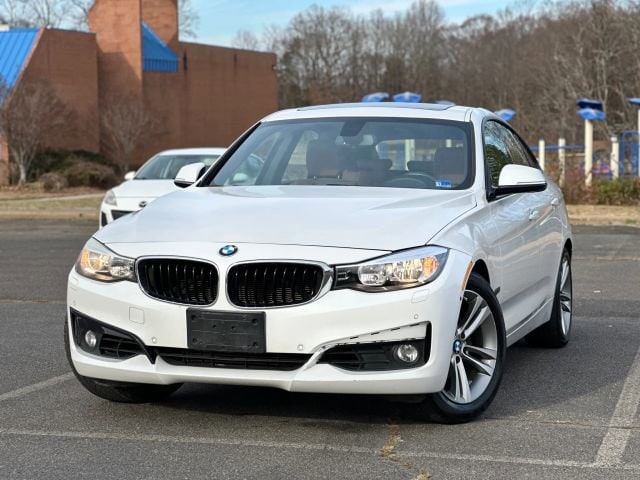 2016 BMW 3 Series 328i's photo