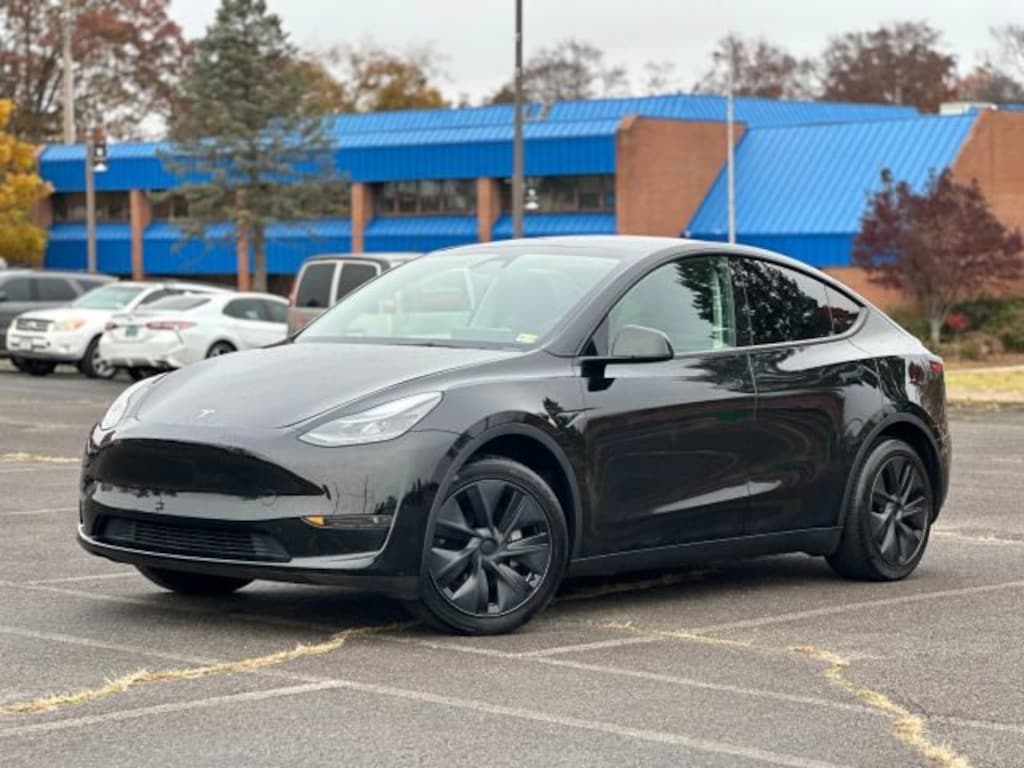 Used 2025 Tesla Model Y Long Range Long Range RWD *Ltd Avail*