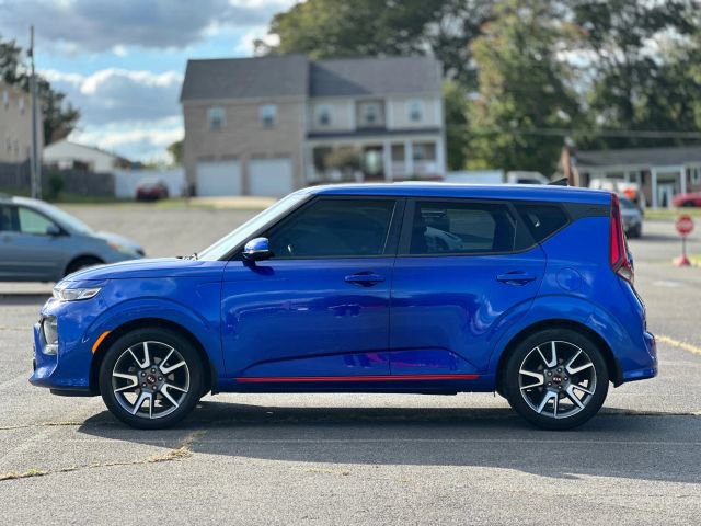 2021 Kia Soul GT-Line photo 2