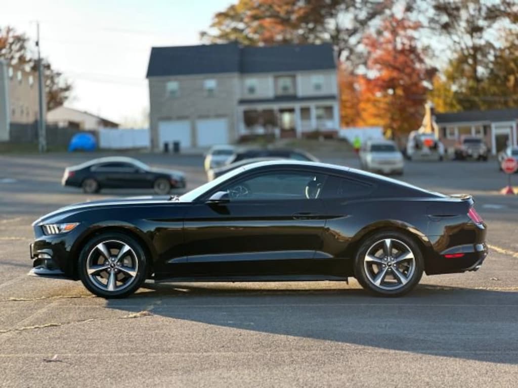 Used 2015 Ford Mustang V6 Fastback V6