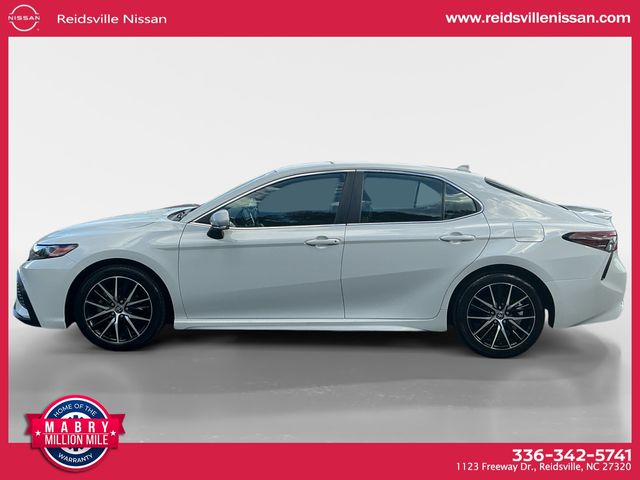 2023 Toyota Camry SE photo 2