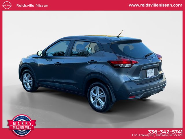 2020 Nissan Kicks S photo 3