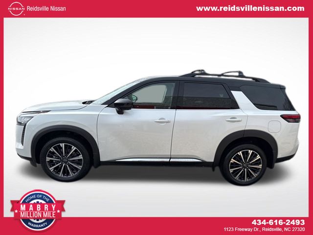 2026 Nissan Pathfinder Platinum 4WD's photo