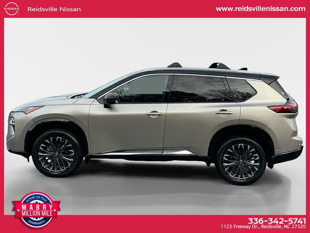 2026 Nissan Rogue Platinum photo 2