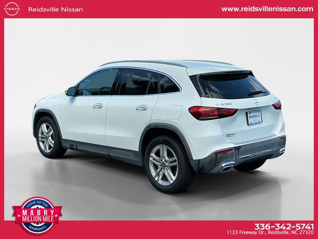2021 Mercedes Benz GLA 250 4MATIC photo 3