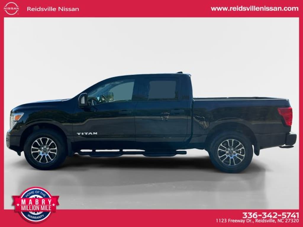 Used 2024 Nissan Titan SV Truck Crew Cab