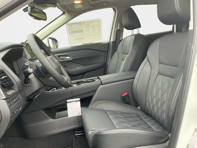 2026 Nissan Rogue Platinum - Photo 11