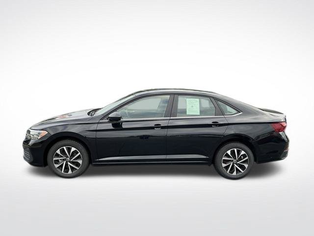 Used 2024 Volkswagen Jetta S with VIN 3VW5M7BU9RM085740 for sale in Reidsville, NC