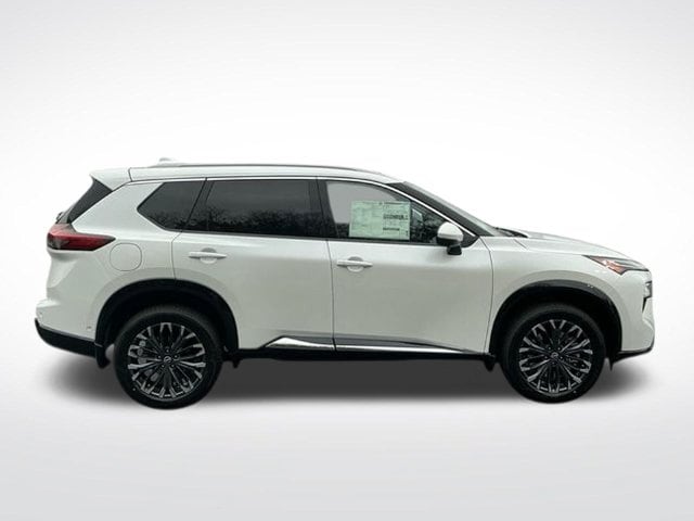 2026 Nissan Rogue Platinum - Photo 8