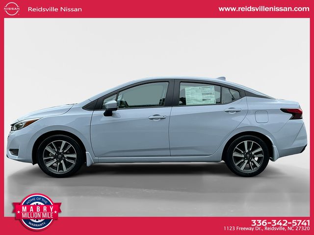 2025 Nissan Versa 1.6 SV photo 2