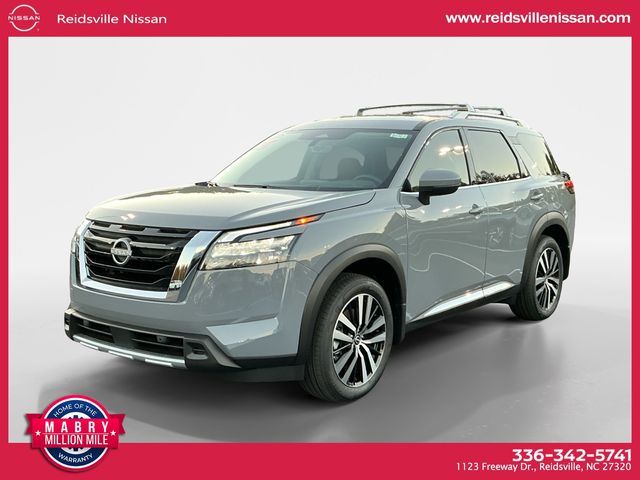 2025 Nissan Pathfinder SUV 