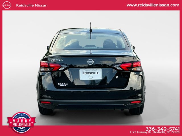 2025 Nissan Versa 1.6 S photo 4