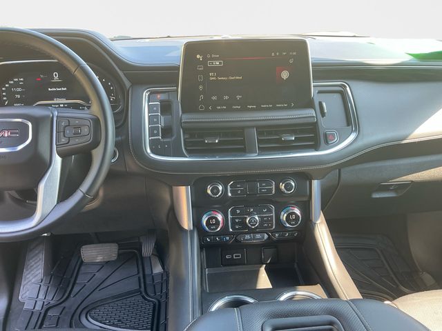 2024 GMC Yukon SLT - Photo 11