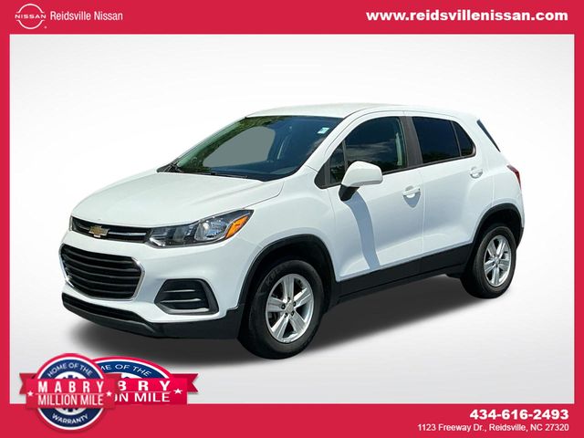 2022 Chevrolet Trax LS AWD's photo