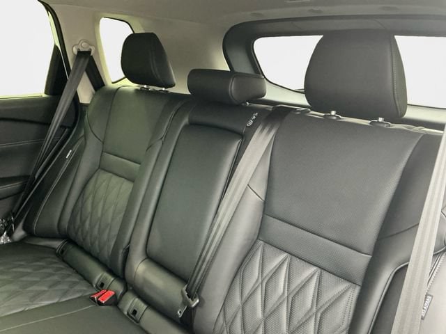 2026 Nissan Rogue Platinum - Photo 15