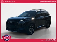 2025 Nissan Pathfinder Platinum SUV