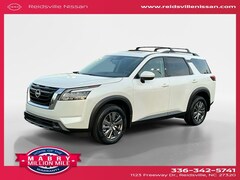 2025 Nissan Pathfinder SV SUV