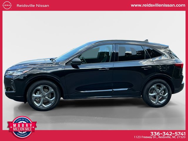 2024 Ford Escape ST-Line photo 2