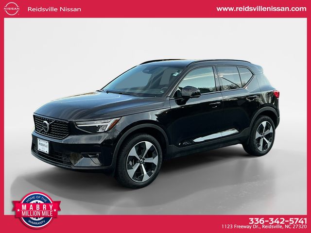 2024 Volvo XC40 Plus's photo