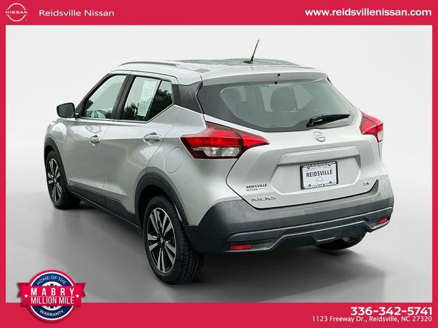 2019 Nissan Kicks SV photo 3