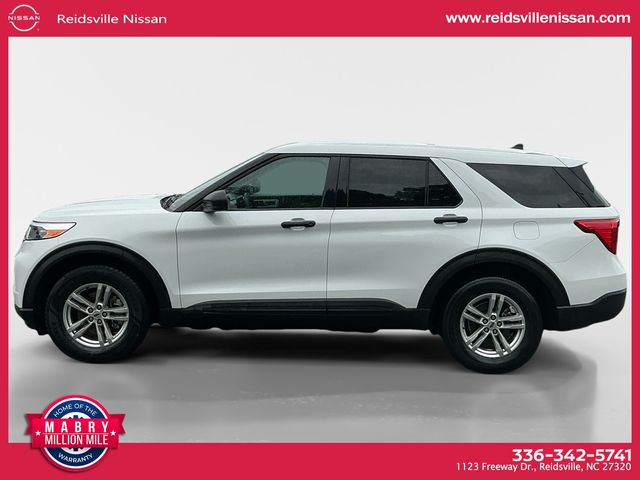 2022 Ford Explorer Base photo 2