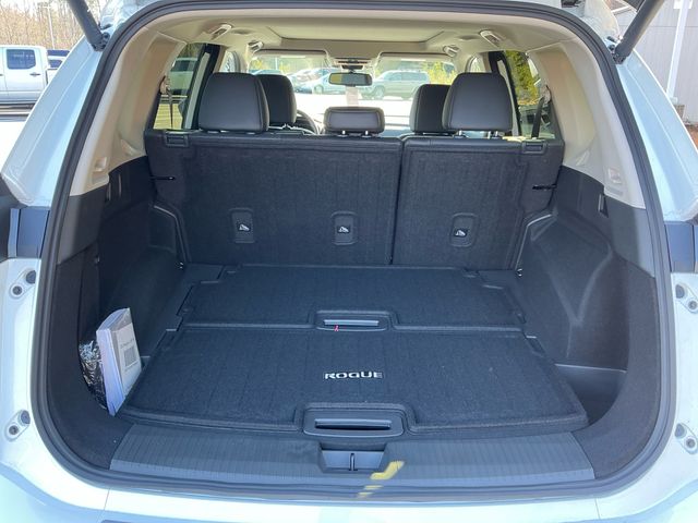 2026 Nissan Rogue Platinum - Photo 18