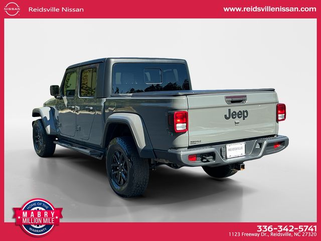 2022 Jeep Gladiator Altitude photo 3