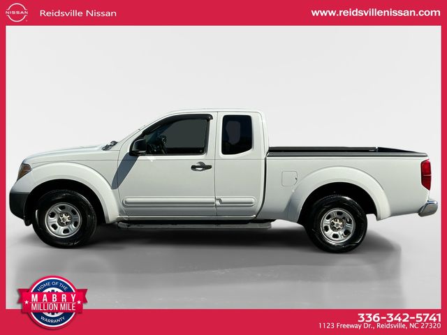 2007 Nissan Frontier XE photo 2