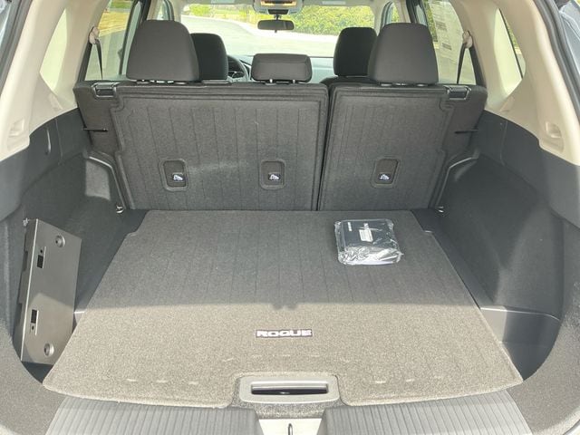 2026 Nissan Rogue SV - Photo 17