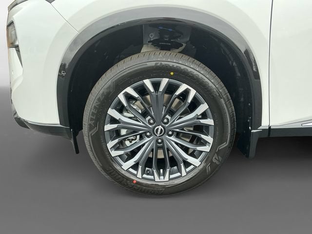 2026 Nissan Rogue Platinum - Photo 16