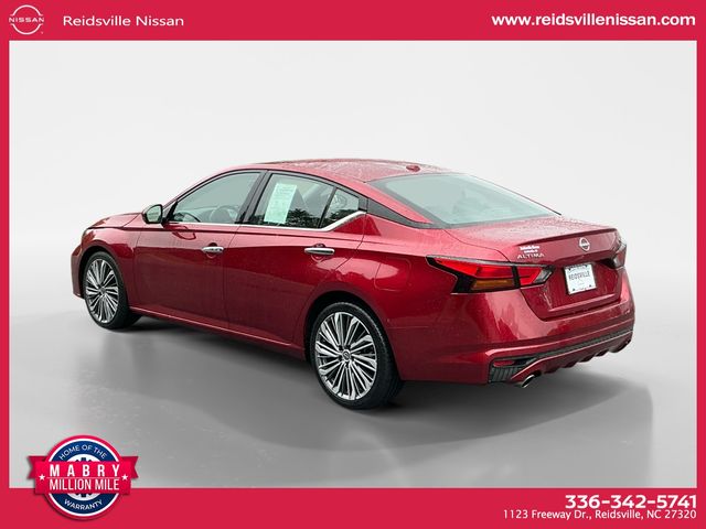 2023 Nissan Altima 2.5 SL photo 3