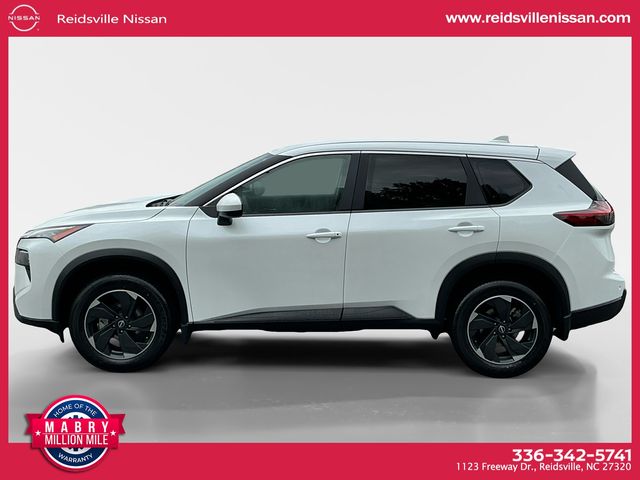 2026 Nissan Rogue SV photo 2