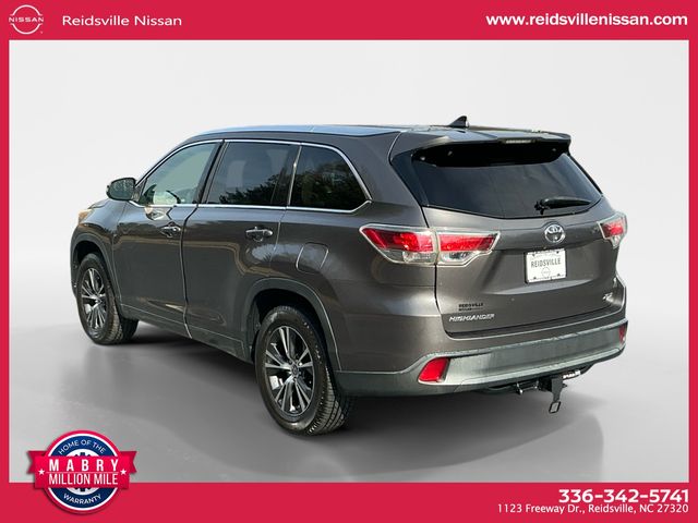 2016 Toyota Highlander XLE photo 2