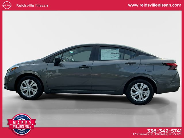 2025 Nissan Versa 1.6 S photo 2