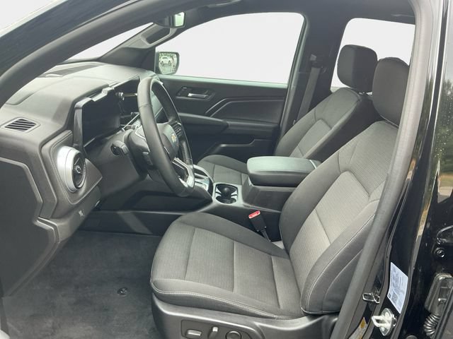 2023 Chevrolet Colorado LT - Photo 11