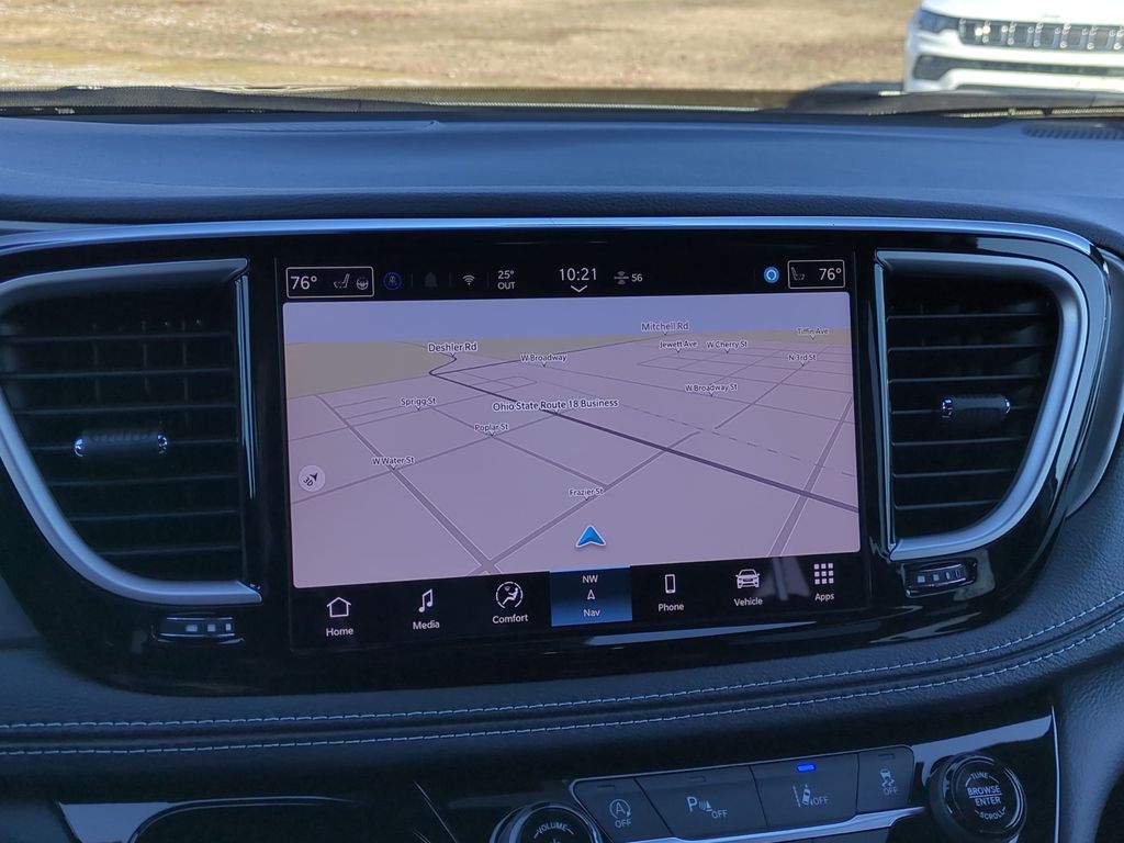 2026 Chrysler Pacifica Select - Photo 15