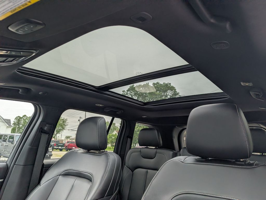 2024 Jeep Grand Cherokee Limited - Photo 17