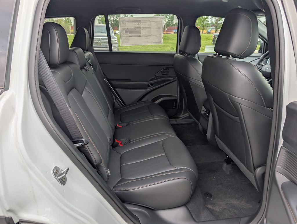 2026 Jeep Cherokee Limited - Photo 20