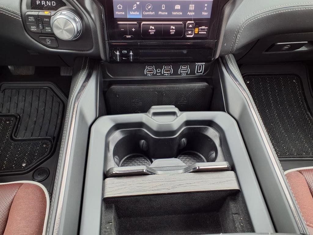 2025 RAM 1500 Limited - Photo 19