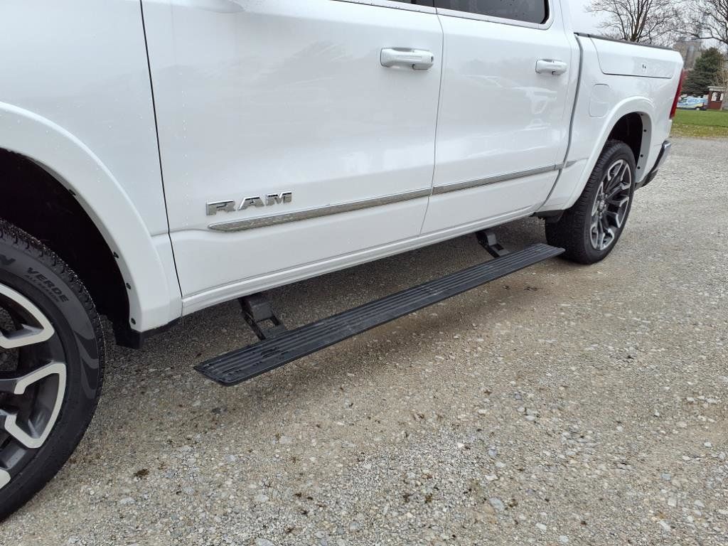 2025 RAM 1500 Limited - Photo 10