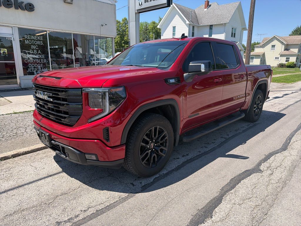 2023 GMC Sierra 4WD Crew Cab Short Box Elevation's photo