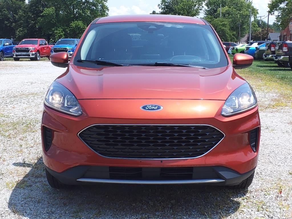 Used 2020 Ford Escape SE with VIN 1FMCU9G62LUA74917 for sale in North Baltimore, OH