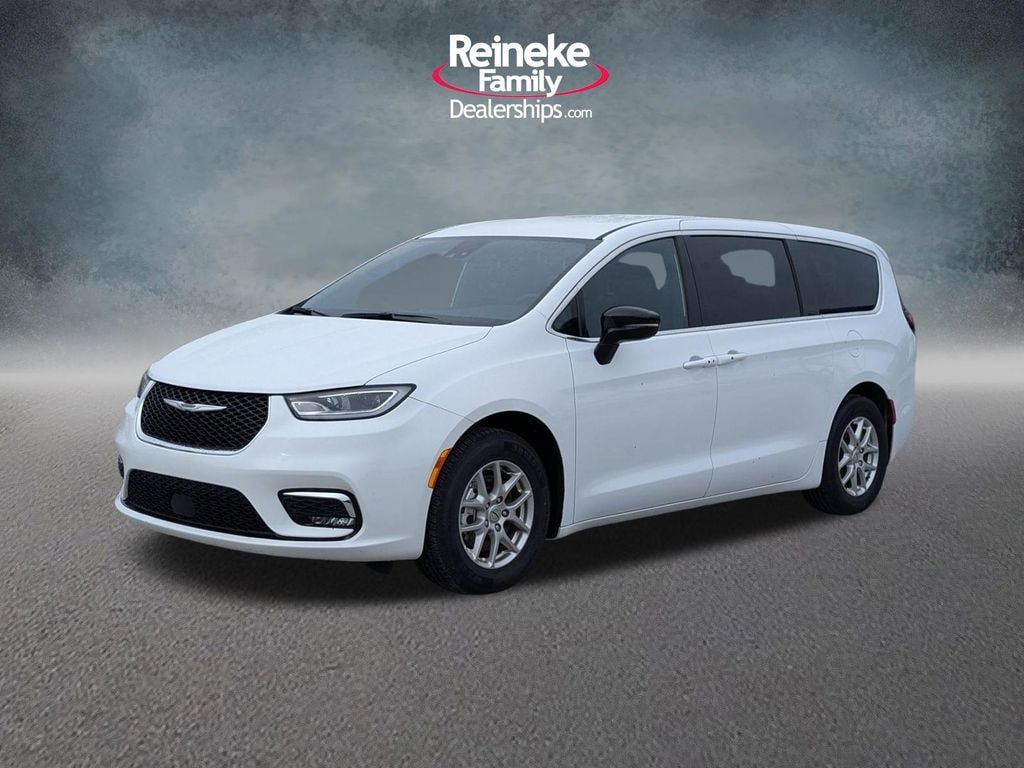 Used 2025 Chrysler Pacifica Select Minivan/Van