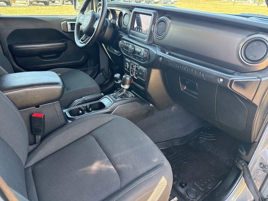 2020 Jeep Wrangler Unlimited Willys - Photo 16
