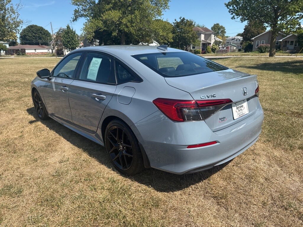 2024 Honda Civic Sport photo 3